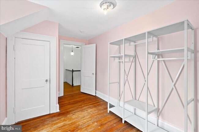 Building Photo - 5100 Chevy Chase Pkwy NW