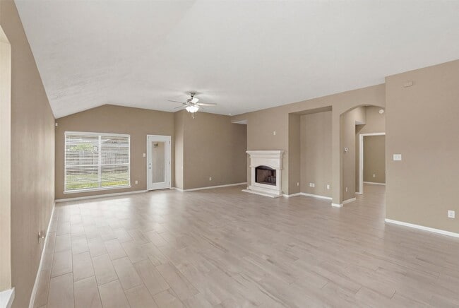 Building Photo - 2918 Mustang Meadow Ln