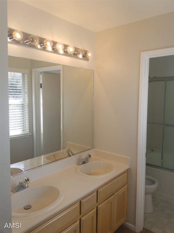 Building Photo - 108 Marsala Ct