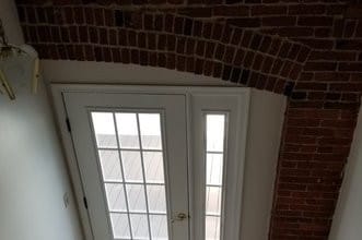 Building Photo - 35 E 6th St