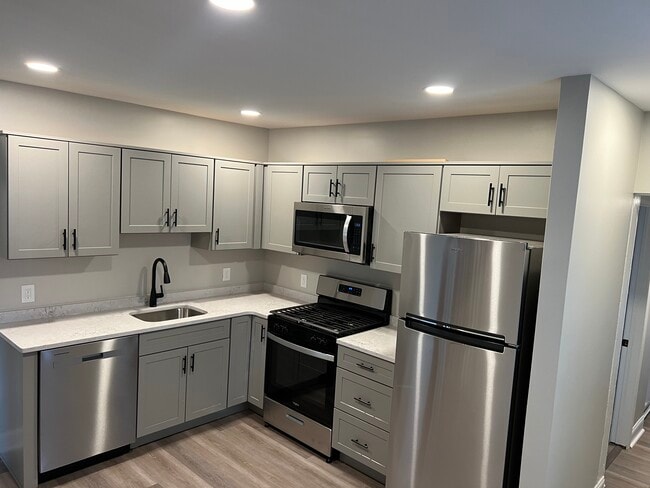 Building Photo - 6 Conshohocken Rd