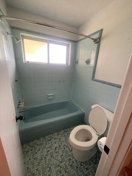 Building Photo - 55075 US-51