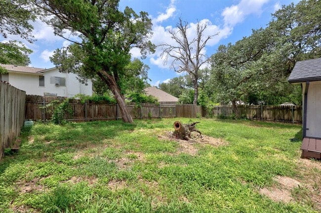 Building Photo - 8708 Huebinger Pass