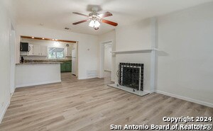 Building Photo - 2626 W Mistletoe Ave