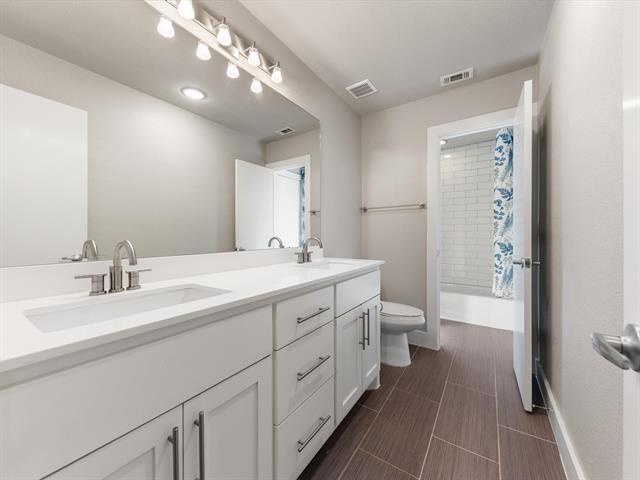 Building Photo - 7109 Canongate Dr