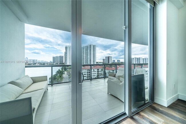 Building Photo - 3300 NE 188th St