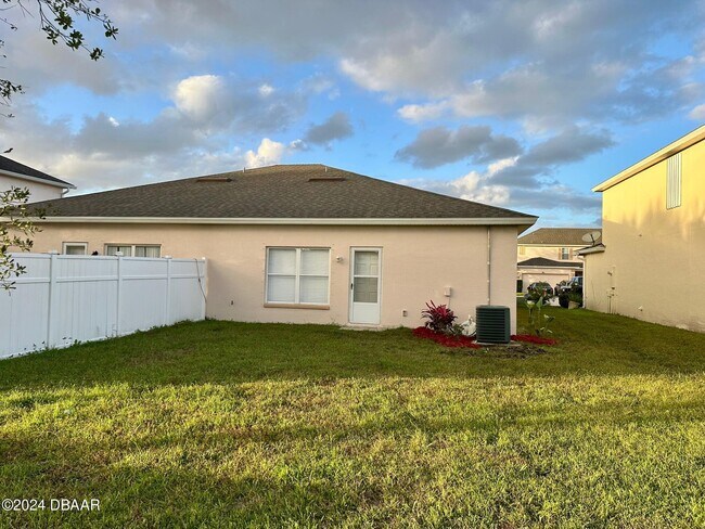 Building Photo - 1948 Yellowfin Dr