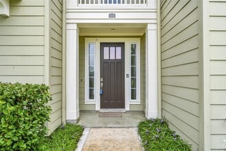 Building Photo - 194 W Breezy Way