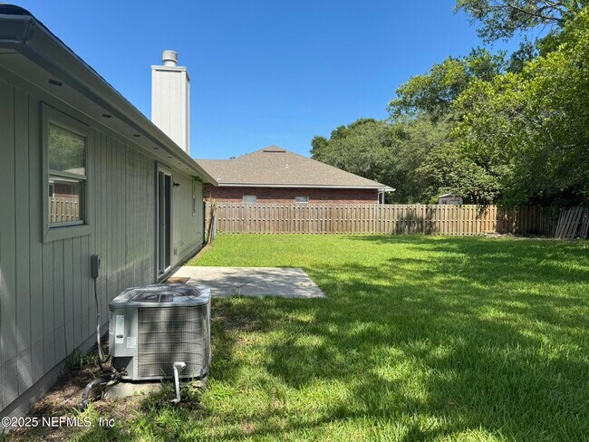 Building Photo - 84042 St James Ct