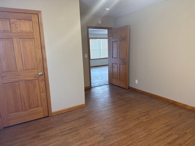 Building Photo - 2914 Sandy Ln