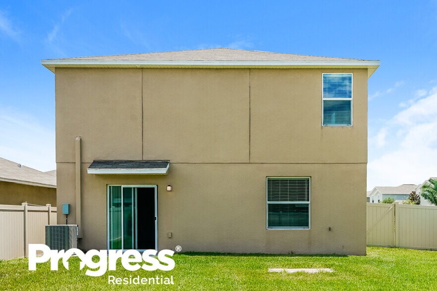 Building Photo - 15423 Dark Star Ln