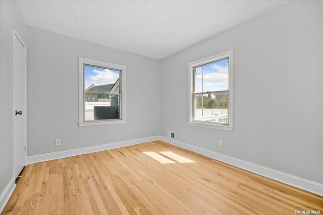 Building Photo - 2000 Ocean Blvd