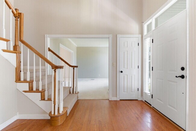 Building Photo - 1110 Brookedale Ct