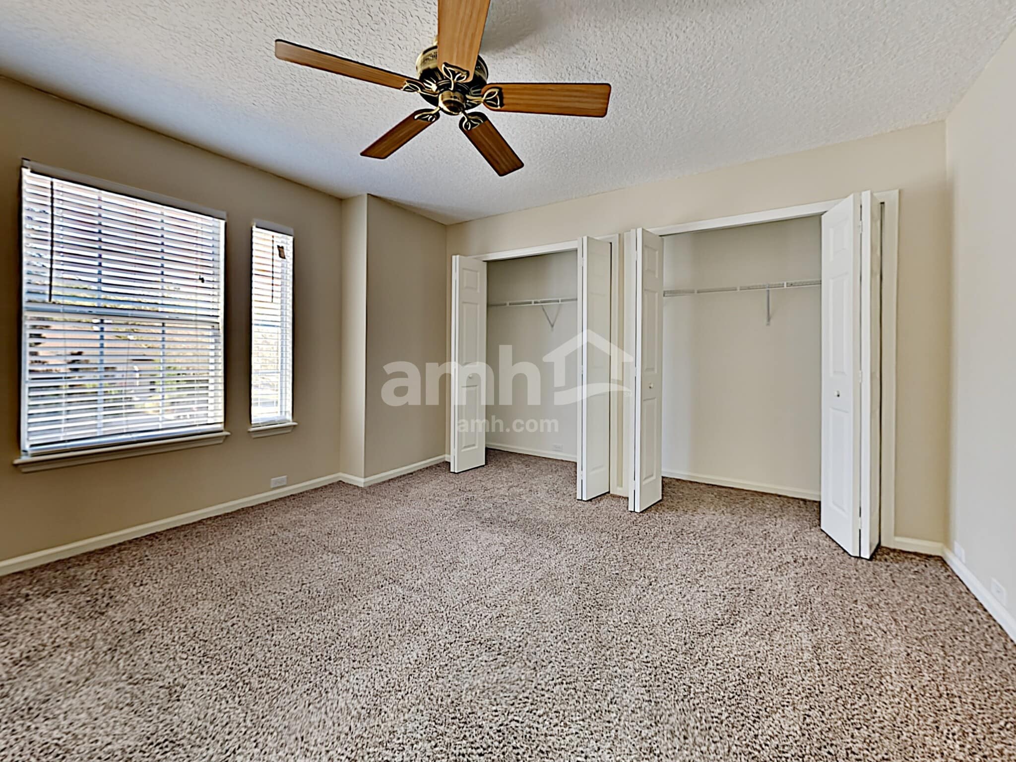 Building Photo - 240 Sweetbrier Branch Ln