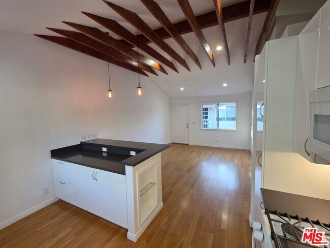 Building Photo - 1029 Pleasant View Ave