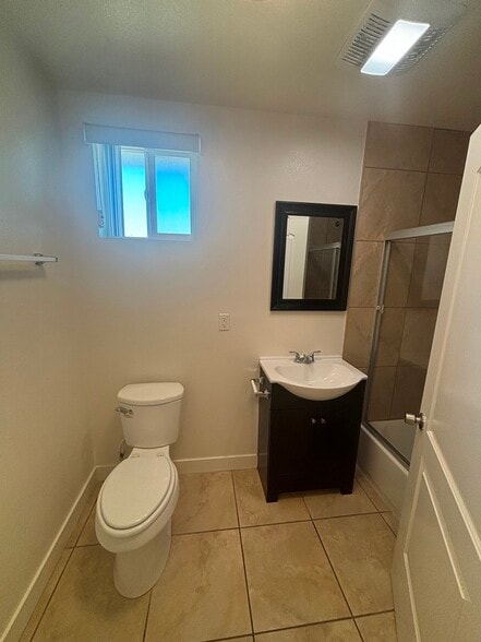 Building Photo - 347 E 107th St