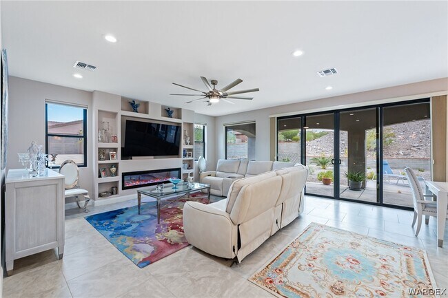 Building Photo - 2836 Steamboat Dr