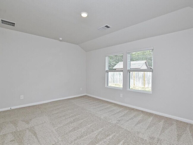 Building Photo - 1305 Camden Ln
