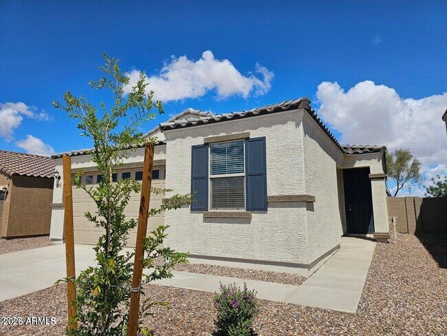 Building Photo - 1442 W Pima Ave