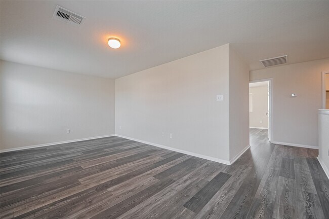 Building Photo - 2315 Zephyr Ln