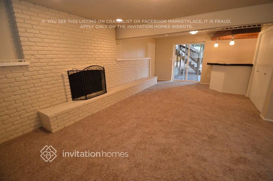 Building Photo - 8311 113 St E