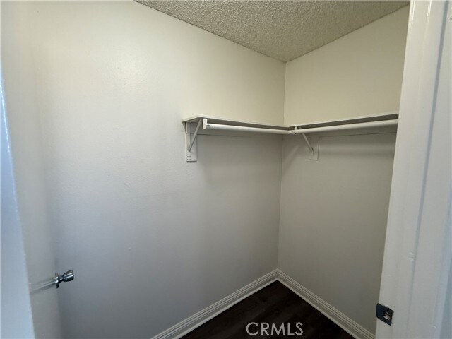 Building Photo - 1212 Gladys Ave