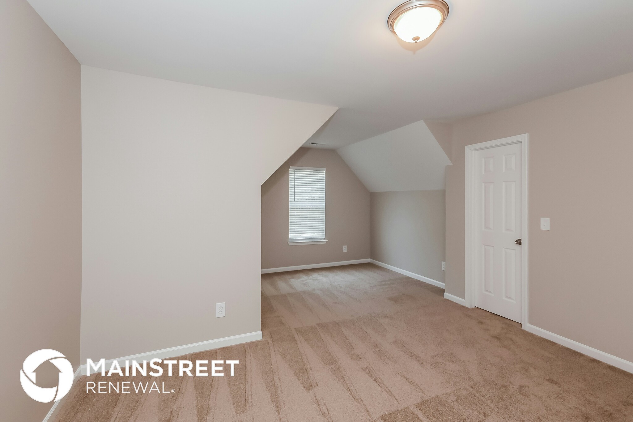 Building Photo - 5912 Parkstone Drive