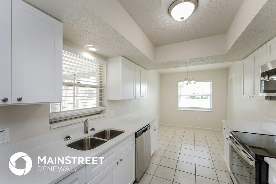 Building Photo - 207 Pine Glen Ct