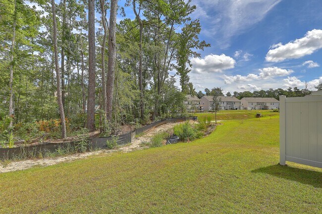 Building Photo - Shady Oaks Subdivision!