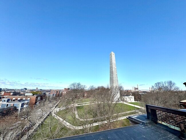 Building Photo - 4 Monument Sq