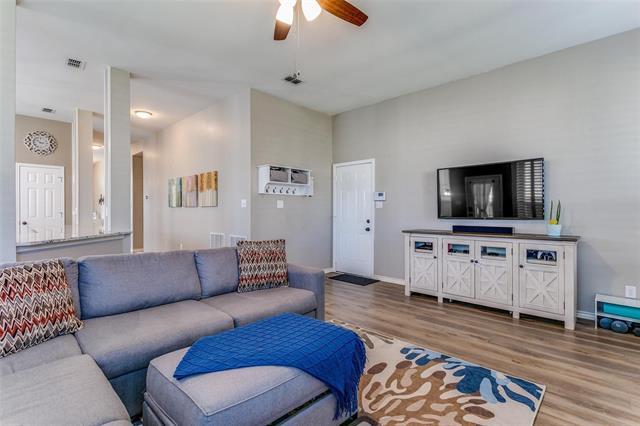 Building Photo - 626 Beal Ln