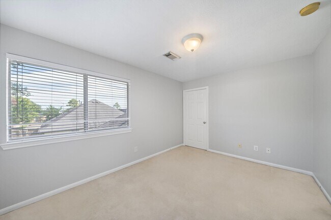 Building Photo - 17838 N White Tail Ct