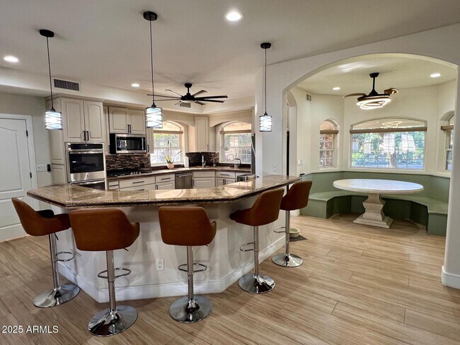 Building Photo - 219 W Harmont Dr