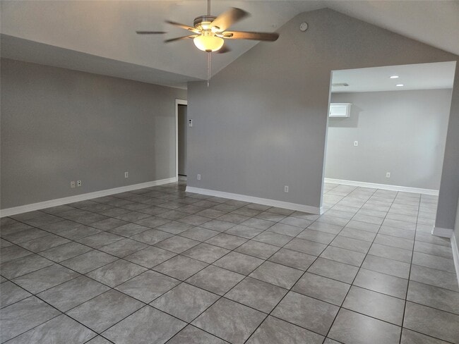 Building Photo - 24202 Bar Kay Ln