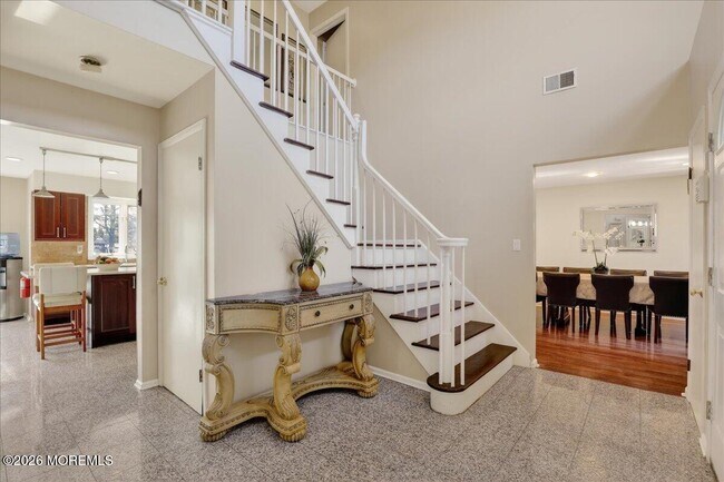 Building Photo - 57 Jamestown Dr