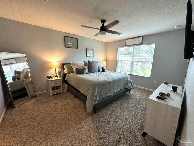Building Photo - 926 Lovebird Ct