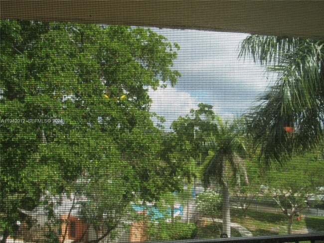 Building Photo - 1101 River Reach Dr