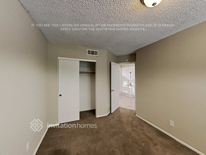 Building Photo - 5124 W Boston Way S