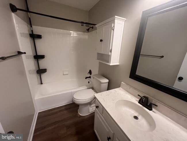 Building Photo - 44236 Pine Creek Ln