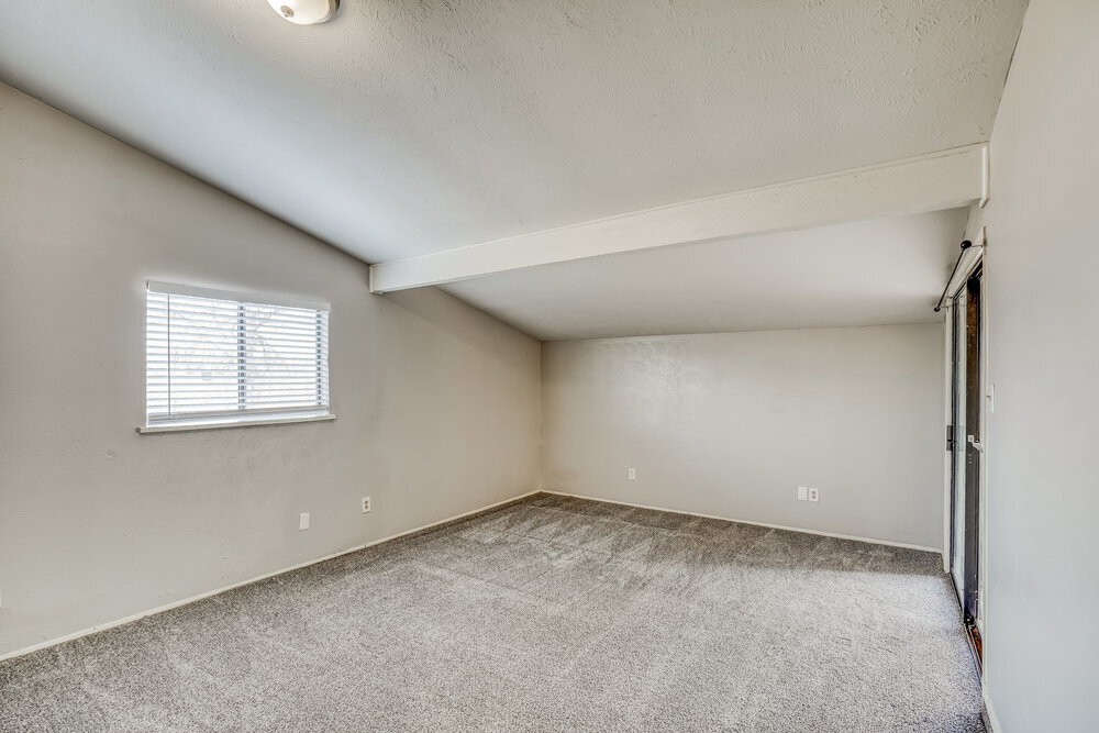 Building Photo - 15614 Mendocino Dr