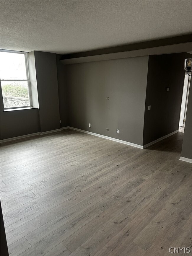 Building Photo - 10 Foery Dr