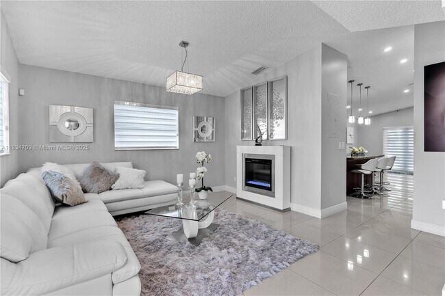 Building Photo - 2485 W 71st Pl