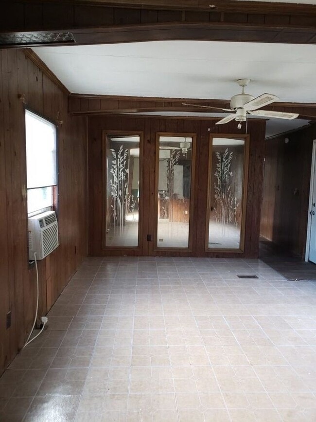 Building Photo - Attention Section 8 Vouchers! Available Soon! Rent this 3 bedroom home in Aiken!