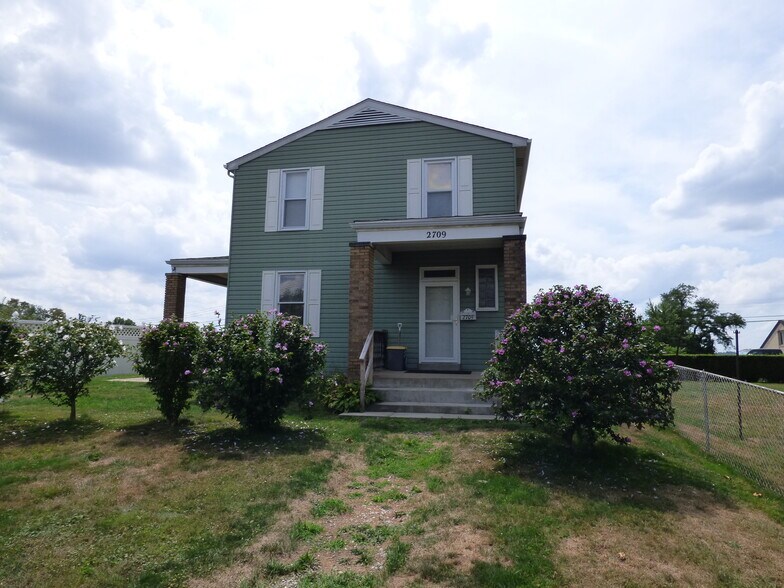 Building Photo - 2709 Middletown Rd