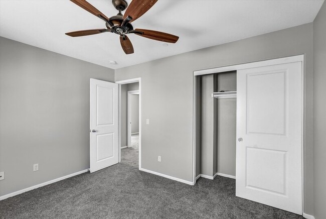Building Photo - 2215 Antonio Dr