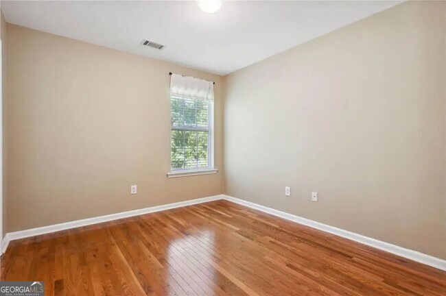 Building Photo - 1097 Dalesford Dr