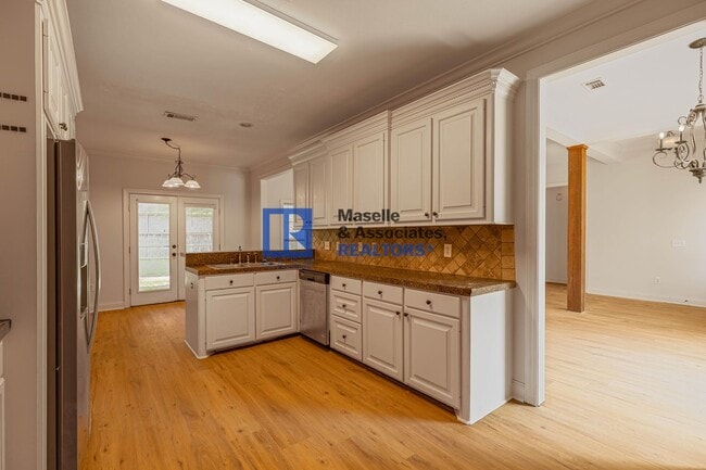 Building Photo - 4 Bed/3 Bath Home in Hartfield