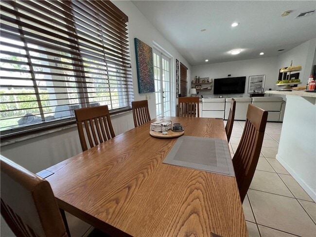 Building Photo - 1609 Sweetgum Terrace