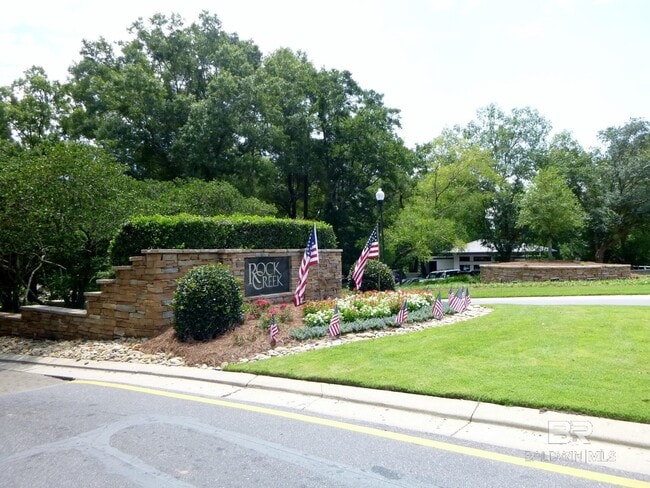 Building Photo - 116 Pinnacle Ct