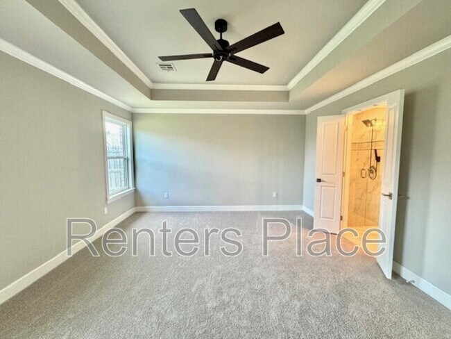 Building Photo - 816 N 89th St